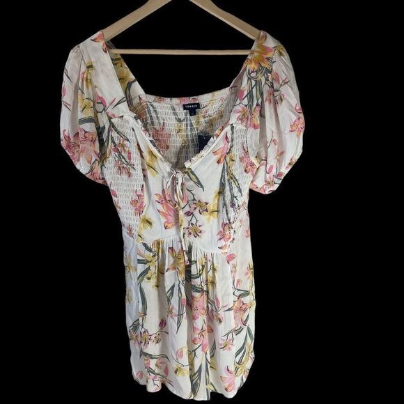 Torrid White Crinkle Gauze Smock Back Babydoll Floral Tunic Sz 1X - Picture 2 of 10